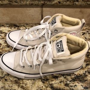 Off white converse mid top women’s 10.5 - new